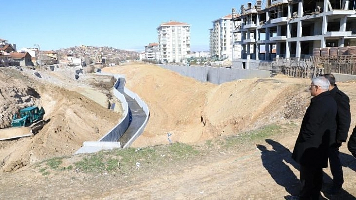 Derme Deresi'nde çevre düzenlemesi başladı