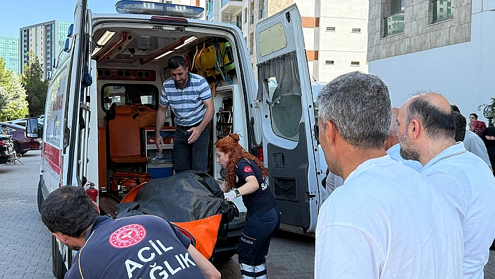 Diyarbakır'da bina görevlisi elektrik akımına kapılarak hayatını kaybetti