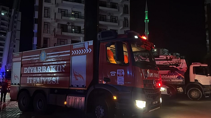 Diyarbakır'daki yangında ölü sayısı 4'e yükseldi: Anne ve 3 çocuğu hayatını kaybetti