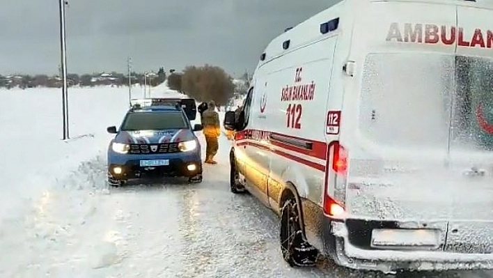 Ekipler kolu kırılan çocuk için seferber oldu