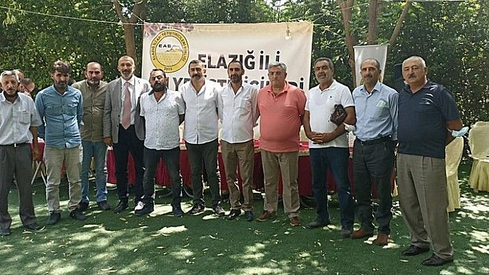 Elazığ Arı Yetiştiriciler Birliği Başkanı Canbay güven tazeledi