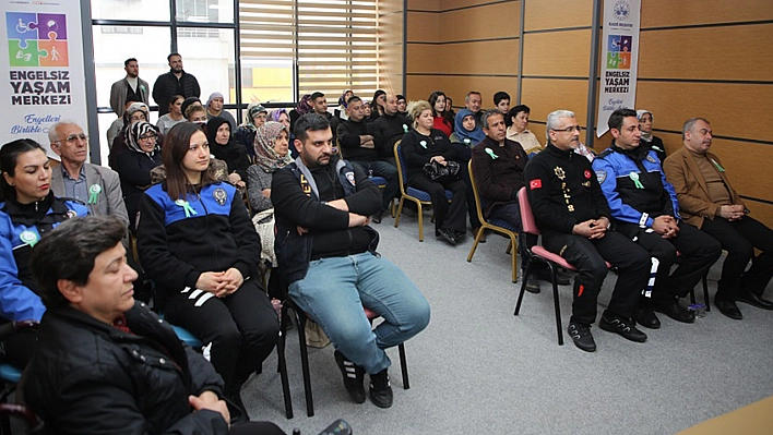 Elazığ Belediyesi, Bağımlılık ve Alkol Bağımlılığı Konulu Seminer Düzenledi