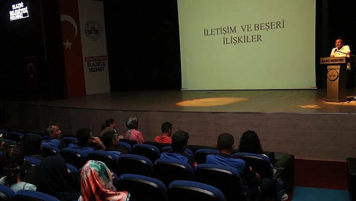 Elazığ Belediyesi Çalışanlarına 'İletişim Ve Beşeri İlişkiler' Semineri Verildi