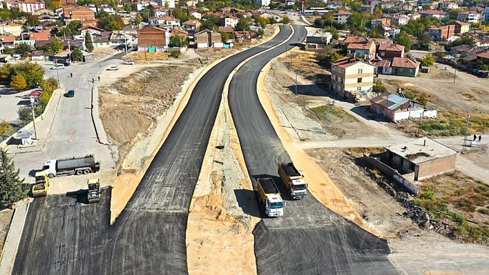 Elazığ Belediyesi, Doğukent-Salıbaba ve Sanayi Mahallelerini Bağlayan Yeni İmar Yolunda Çalışmalarını Tamamladı