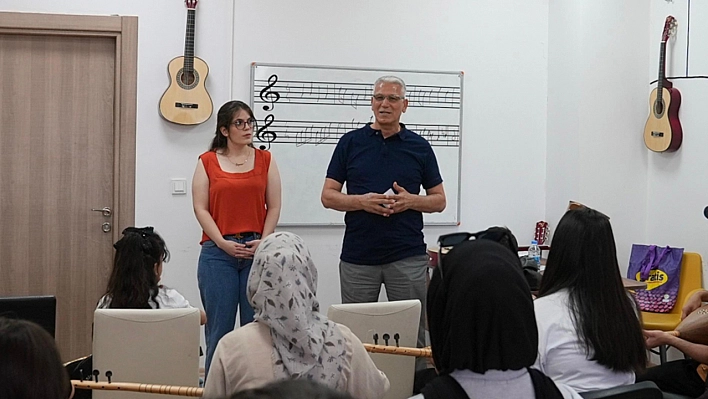 Elazığ Belediyesi'nden 10 branşta ücretsiz musiki kursu