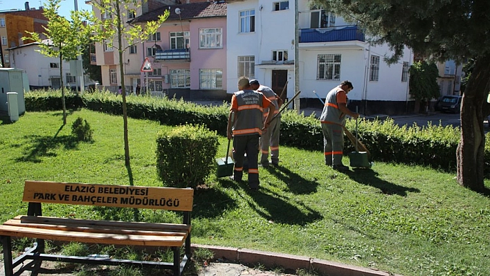 Elazığ Belediyesi Şehir Genelinde Hijyen Çalışmalarını Sürdürüyor