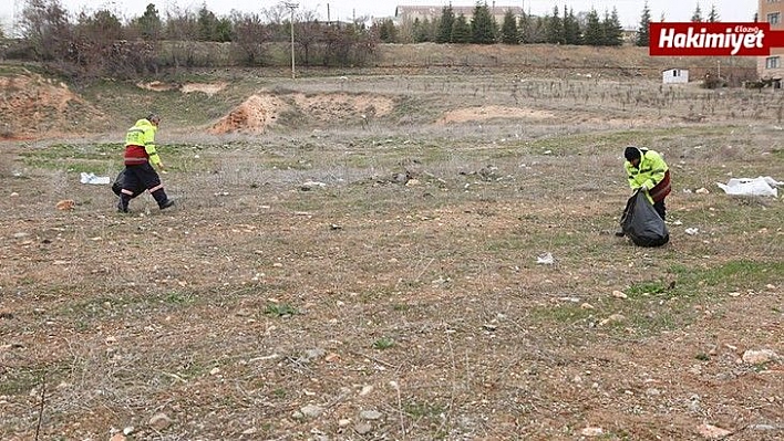 Elazığ Belediyesi Temizlik Çalışmalarını Sürdürüyor