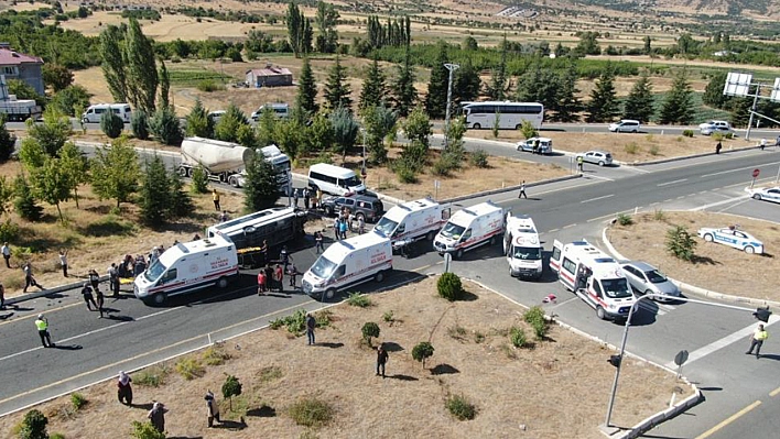 Elazığ'da 14 Kişi Hayatını Kaybetti!