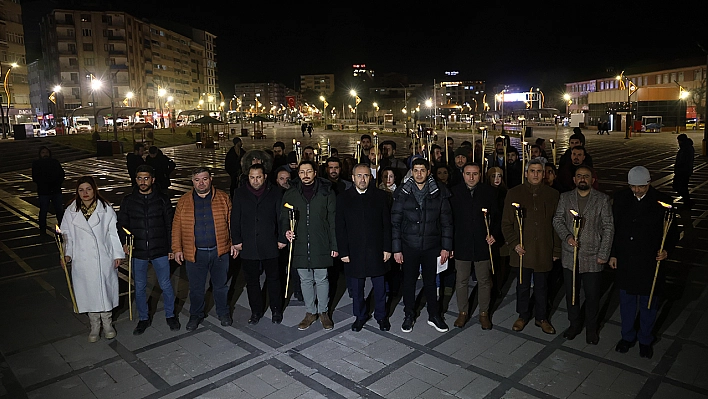 Elazığ'da 24 Ocak Depreminde Hayatını Kaybedenler Anıldı