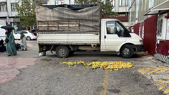 Elazığ'da 3 harfli marketlerden sonra pazarcılar da israf ediyor