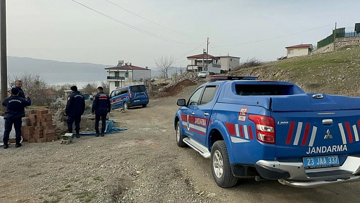 Elazığ'da Abi Kardeş Arasında Kanlı Kavga!