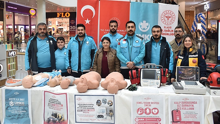 Elazığ'da Acil Sağlık Hizmetleri Haftası'nda vatandaşlara uygulamalı eğitim