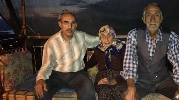 Elazığ'da Anne ve Oğlu, Taziyeye Giderken Hayatını Kaybetti