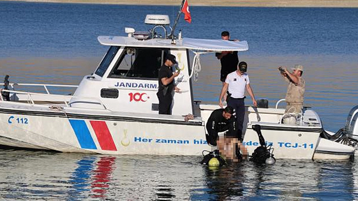 Elazığ'da Baraj Gölünde Kaybolan Genç Bulundu