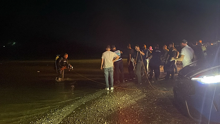 Elazığ'da baraja giren şahıs akıntıya kapıldı