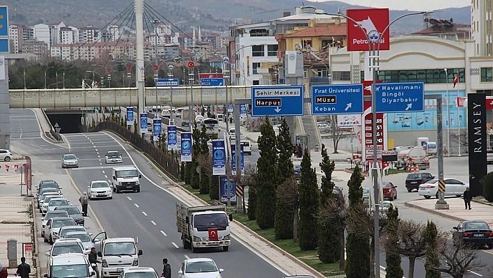 Elazığ'da Bir Belediye'den Uygun Fiyatlı Araç Satışı