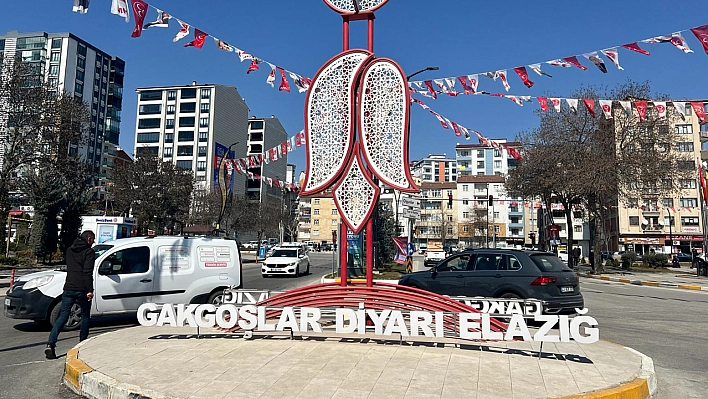 Elazığ'da Bu Ay Gören Şoke Oldu!