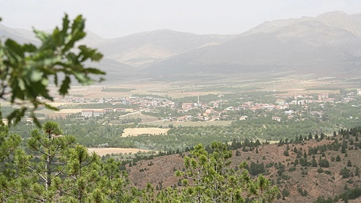 Elazığ'da bu ilçedeki köylerin ismini duyan şaşırıyor, sebebi halen bilinmiyor...