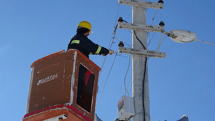 Elazığ'da bugün merkez dahil 96 mahalle karanlıkta kalacak!