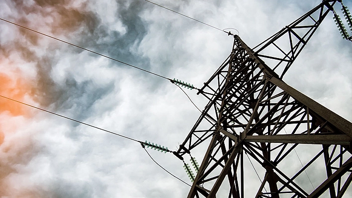 Elazığ'da bugün o mahallelerde saatlerce elektrik kesintisi yaşanacak!