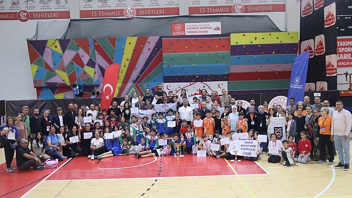 Elazığ'da dağcılık müsabakaları sona erdi