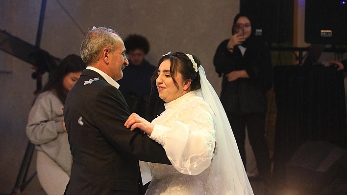 Elazığ'da Down sendromlu Şevval'in gelinlik hayali gerçek oldu