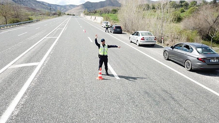 Elazığ'da Dronlu Trafik Denetimi Yapıldı