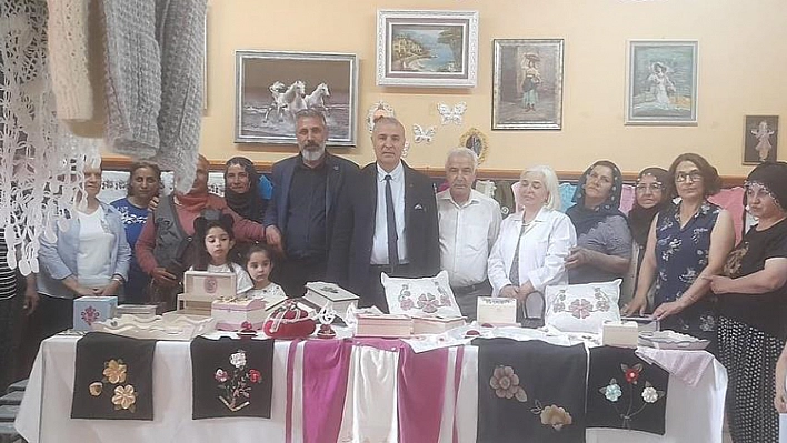 Elazığ'da El Emekleri Görücüye Çıktı