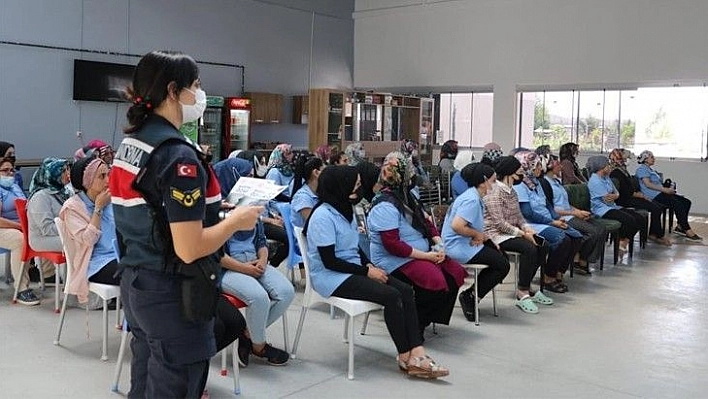 Elazığ'da 'En İyi Narkotik Polisi Anne Projesi'