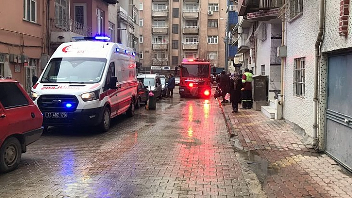 Elazığ'da Ev Yangını Korkuttu