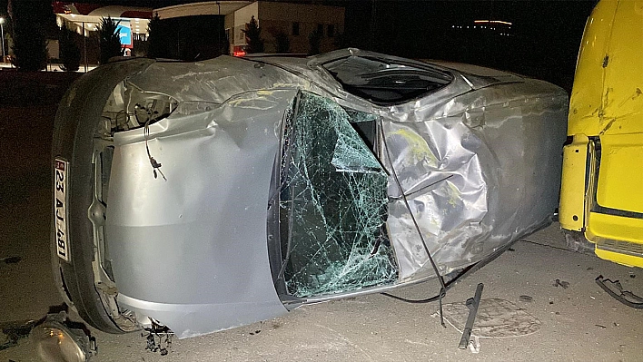 Elazığ'da feci kaza: 1'i ağır 3 yaralı