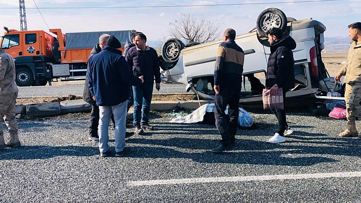 Elazığ'da feci kaza: 1'i ağır, 4 yaralı