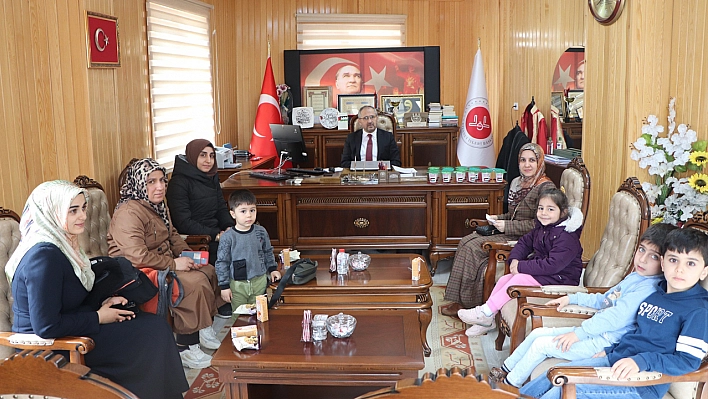 Elazığ'da Filistin İçin Bağışlar Devam Ediyor