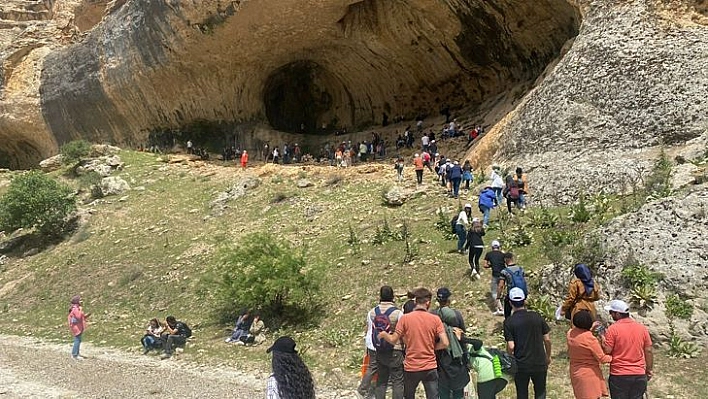 Elazığ'da Fırat Fest Tüm Hızıyla Sürüyor