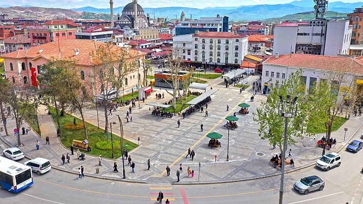 Elazığ'da Görülmeye Başladı, Tehlikeye Dikkat!