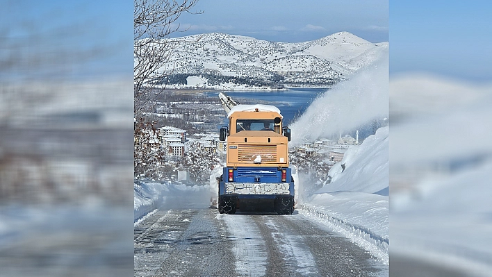 Elazığ'da hazar baba kayak merkezinin yolu ulaşıma açıldı