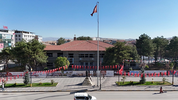 Elazığ'da herkesin bildiği tarihi mekan değişiyor