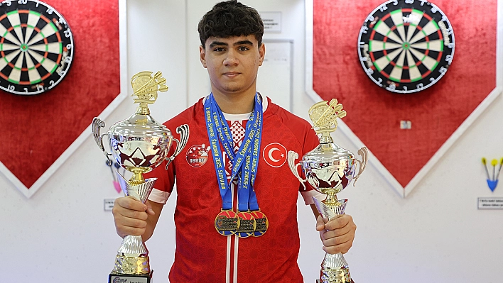 Elazığ'da Hobi olarak başladı, 14 yaşında dünya şampiyonu oldu