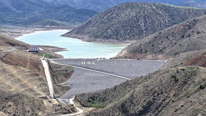 Elazığ'da içme suyu arıtma tesisinde çalışmalar sürüyor