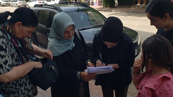 Elazığ'da iki anne el ele verdi, gençlerin umudu oldu