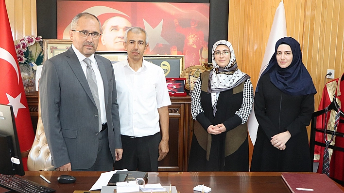 Elazığ'da İl Birincilerine Ödül