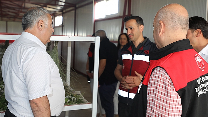 Elazığ'da İpek Böceği Üreticisine Ziyaret