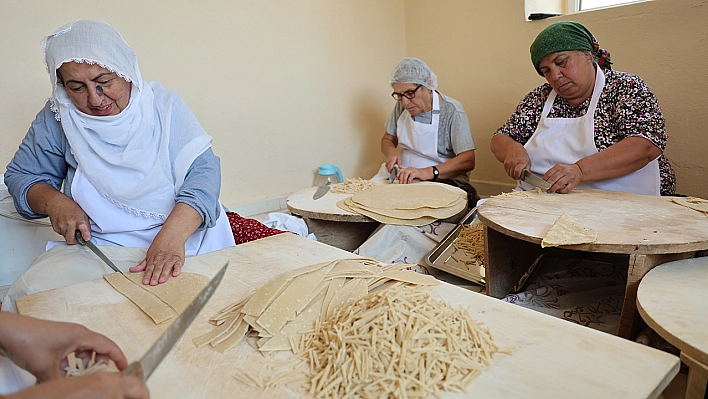 Elazığ'da kadınlar hem sosyalleşiyor hem de ekonomilerine katkı sağlıyor