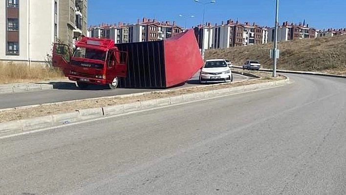 Elazığ'da kamyon kazası