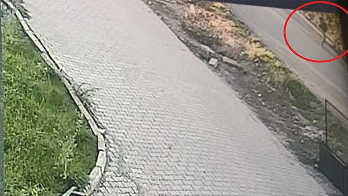 Elazığ'da kayıp çocuğun son görüntüleri güvenlik kamerasına yansıdı