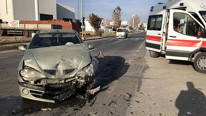 Elazığ'da Kaza Kameralara Yansıdı