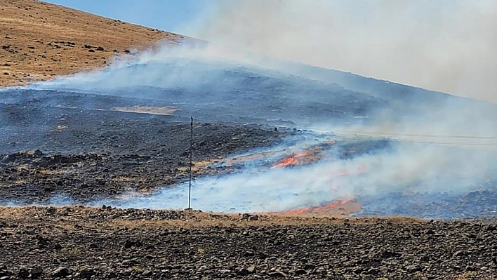 Elazığ'da Korkutan Yangın