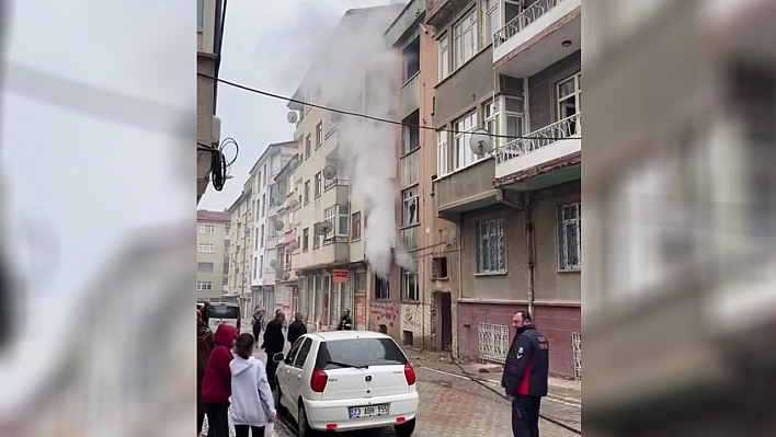 Elazığ'da korkutan yangın!