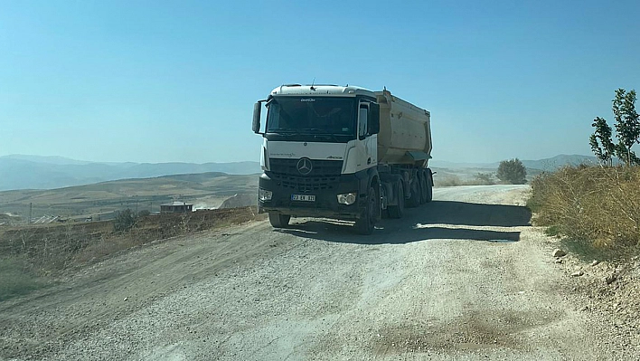 Elazığ'da Köylüler İsyanda!