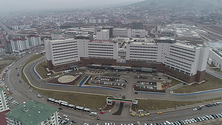 Elazığ'da Mahalle Muhtarı Yoğun Bakıma Kaldırıldı